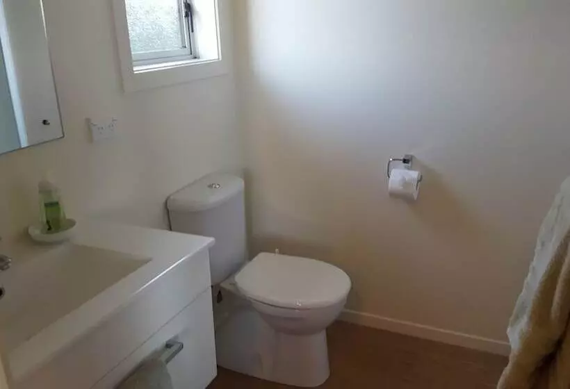 آپارتمان 1 خوابه با چشم‌انداز باغ, March Apartments