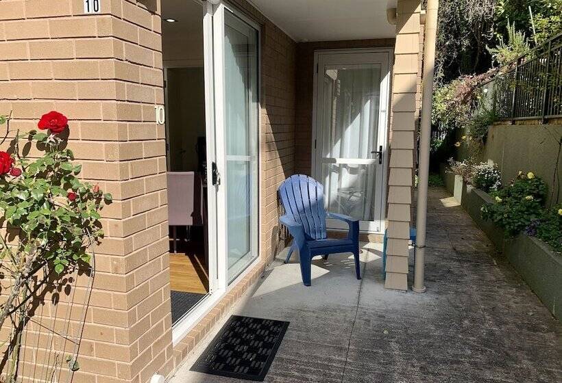 דירת חדר סופריור, March Apartments