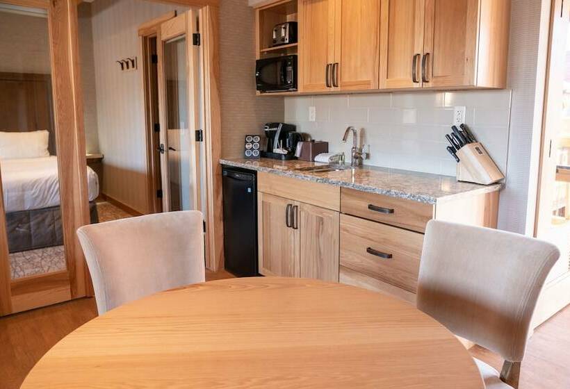 סוויטת 2 חדרי שינה, Moose Hotel And Suites