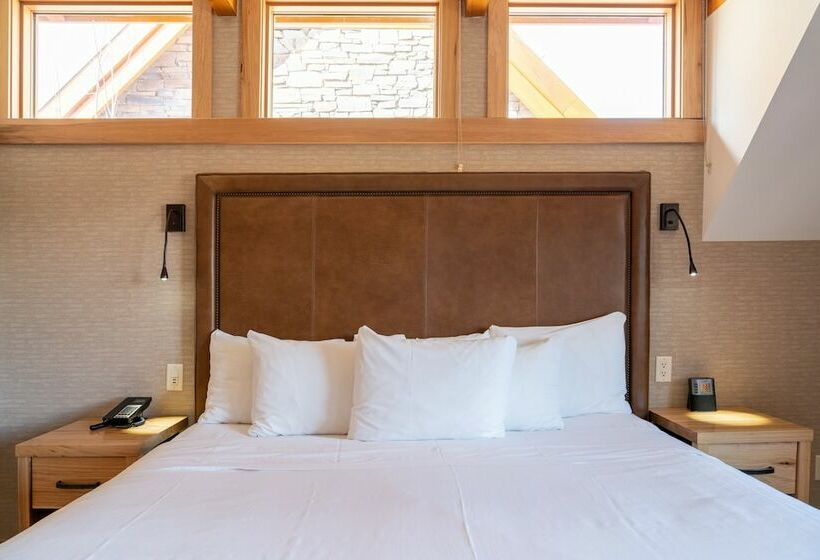 סוויטה, Moose Hotel And Suites