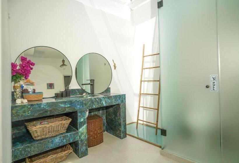Номер Deluxe, Seabed Suites Mykonos