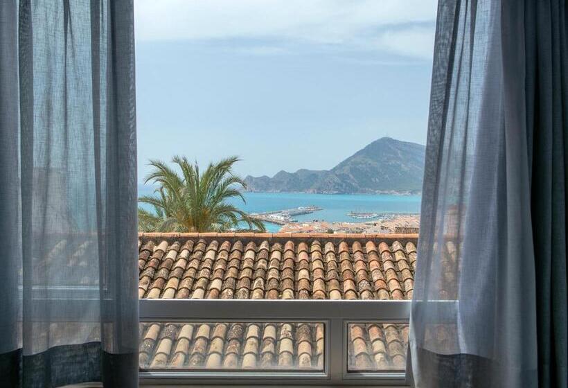 غرفة قياسية مطلّة علي البحر, Hostal Perla Blanca Altea