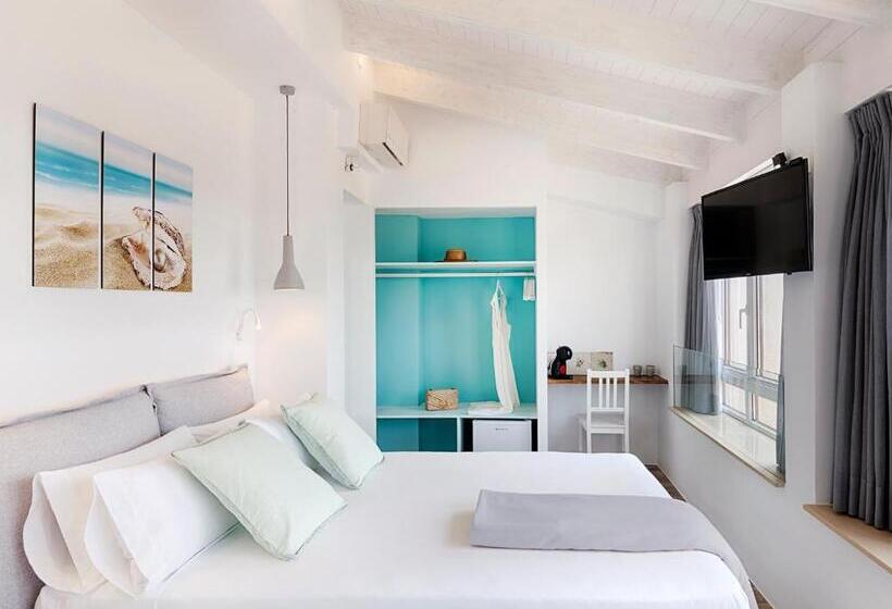 غرفة قياسية مطلّة علي البحر, Hostal Perla Blanca Altea