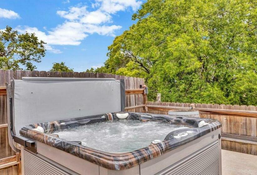 豪华套房, A Barn At The Quarry