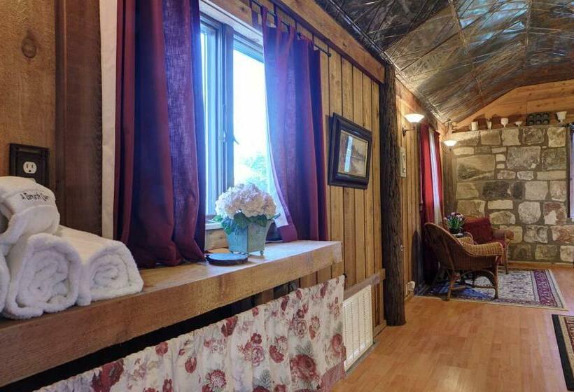 豪华套房, A Barn At The Quarry