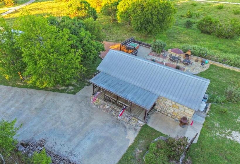 豪华套房, A Barn At The Quarry