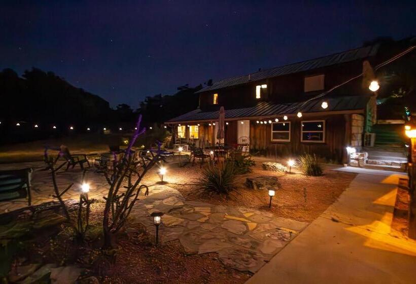 豪华工作室, A Barn At The Quarry