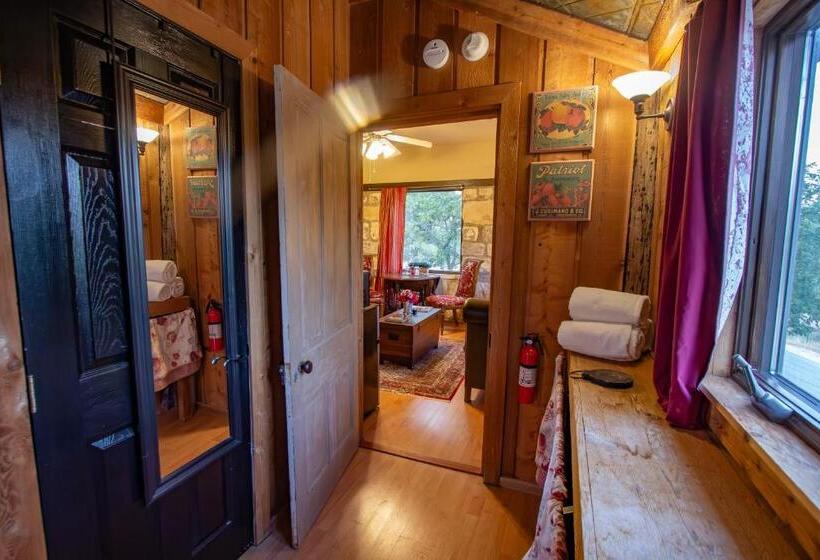 豪华套房, A Barn At The Quarry