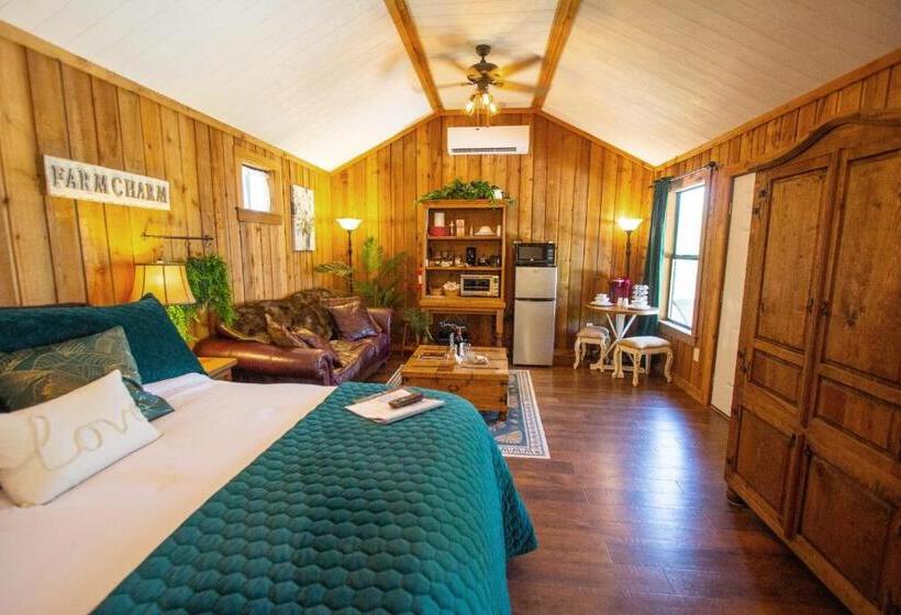 高级大房间, A Barn At The Quarry