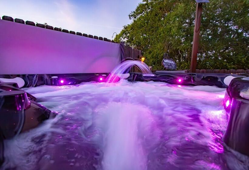 豪华工作室, A Barn At The Quarry