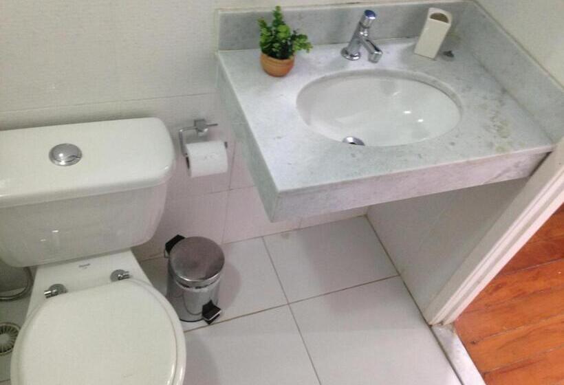 스위트, Brasileranza Hostel