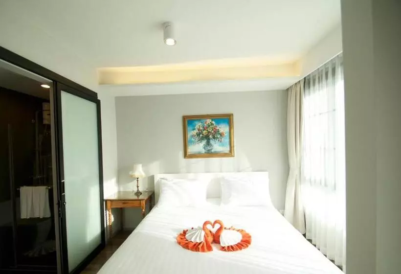 １ベッドルームペントハウスアパート, 6th Avenue Surin Beach
