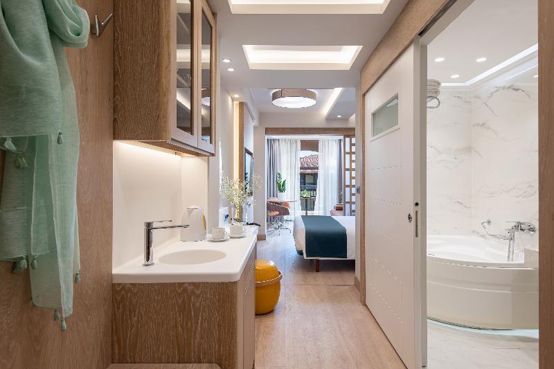 Superior Szoba, Ace Of Hua Hin Resort   Sha Plus