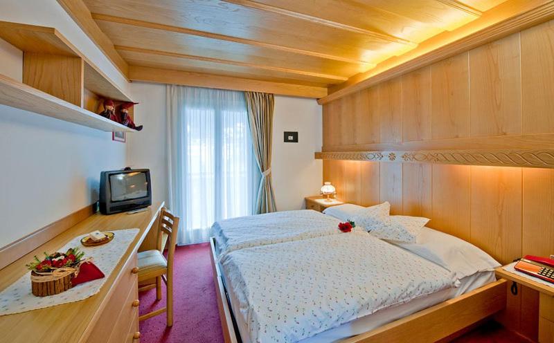 エコノミールーム, Des Alpes