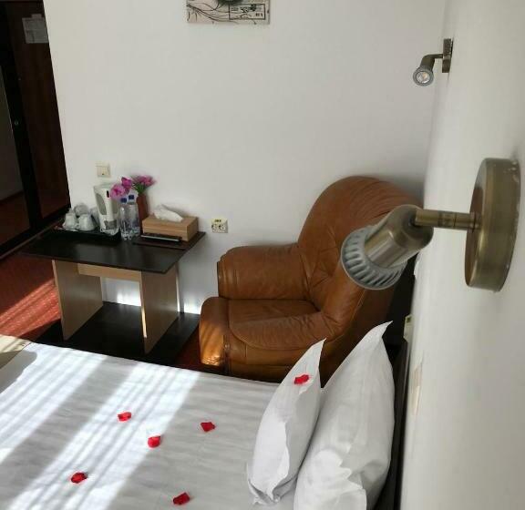 חדר סטנדרט, Flora Alpina