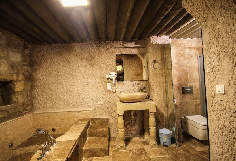 חדר משפחתי, Heaven Cave House   Razziya Evi