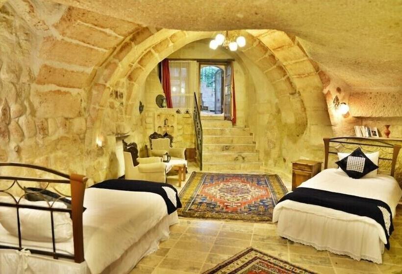 חדר משפחתי, Heaven Cave House   Razziya Evi