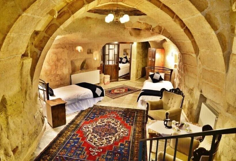 חדר משפחתי, Heaven Cave House   Razziya Evi