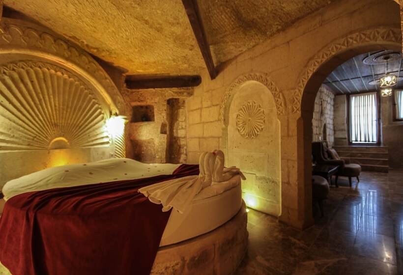 חדר משפחתי, Heaven Cave House   Razziya Evi