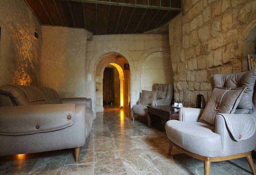 اتاق خانوادگی, Heaven Cave House   Razziya Evi