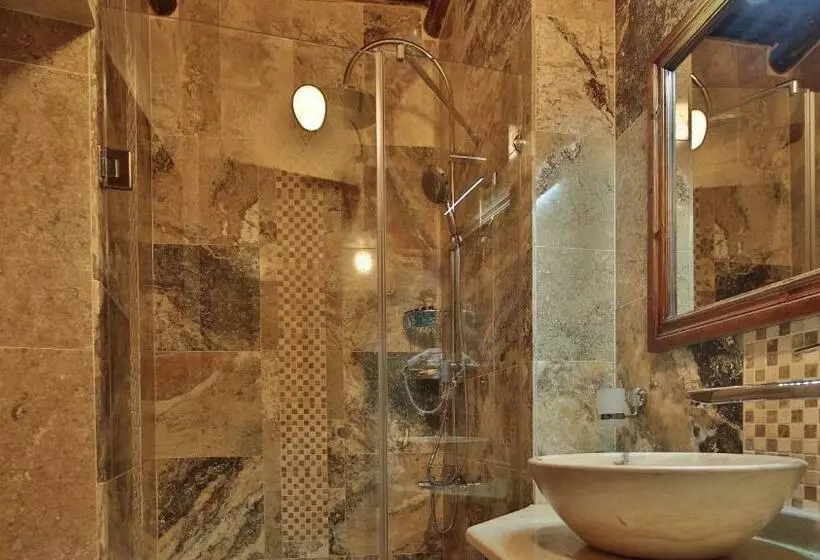 اتاق استاندارد سه نفره, Heaven Cave House   Razziya Evi
