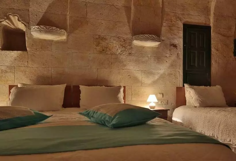 اتاق استاندارد سه نفره, Heaven Cave House   Razziya Evi