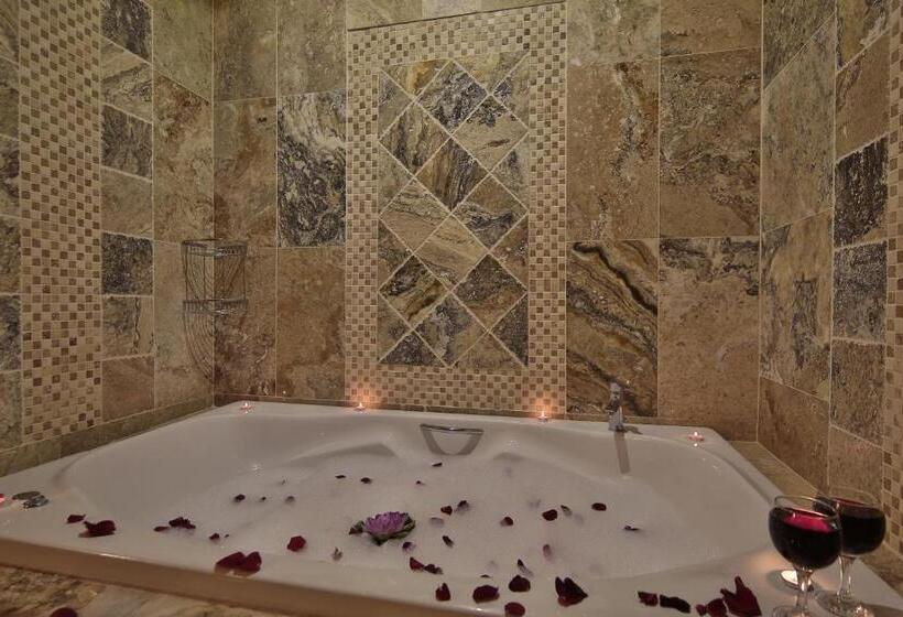 חדר משפחתי, Heaven Cave House   Razziya Evi