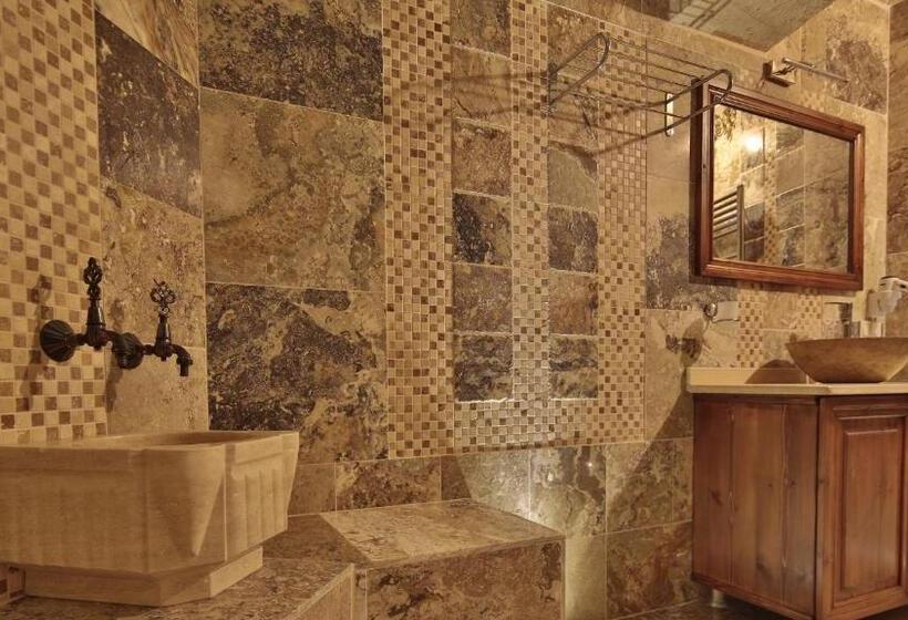 חדר משפחתי, Heaven Cave House   Razziya Evi