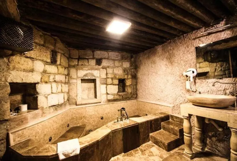 اتاق خانوادگی, Heaven Cave House   Razziya Evi