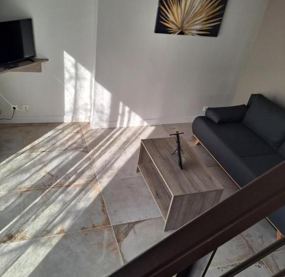 디럭스 패밀리 룸, Du Viaduc