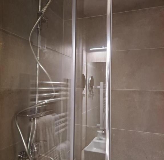 스탠다드 룸, Du Viaduc