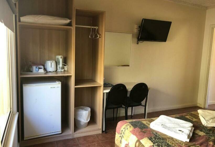 חדר משפחתי, Jurien Bay Hotel Motel