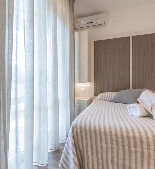 חדר סטנדרט, Loretta & Dependance