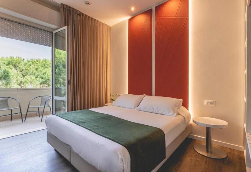 חדר סופריור, Loretta & Dependance