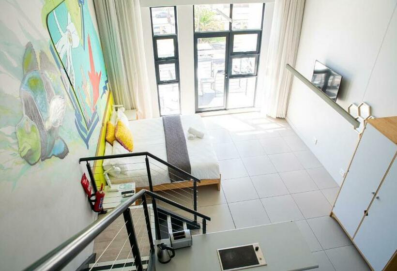 Студио Deluxe Вид на Море, Mojo Hotel & Market