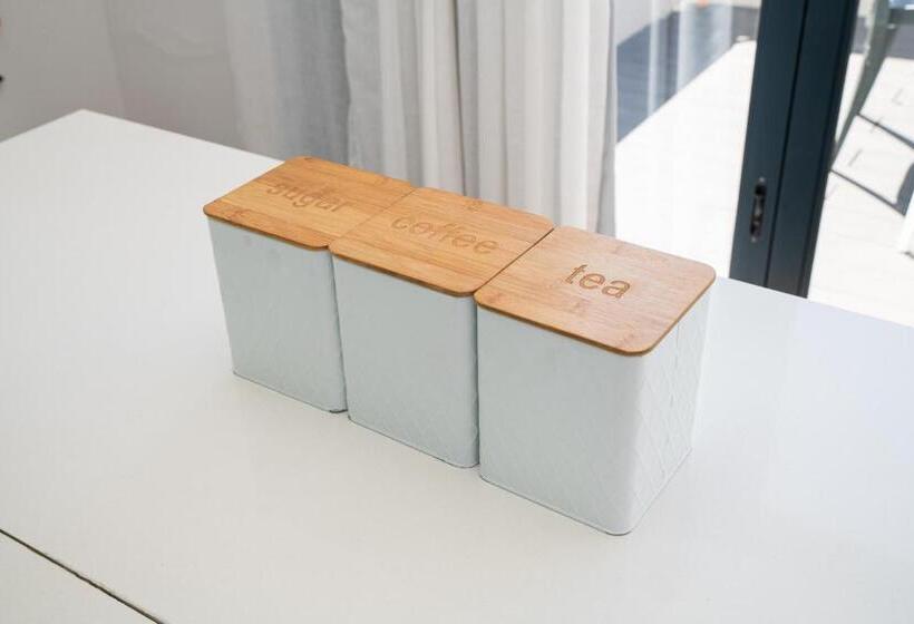 Номер Стандарт Вид на Море с Балконом, Mojo Hotel & Market