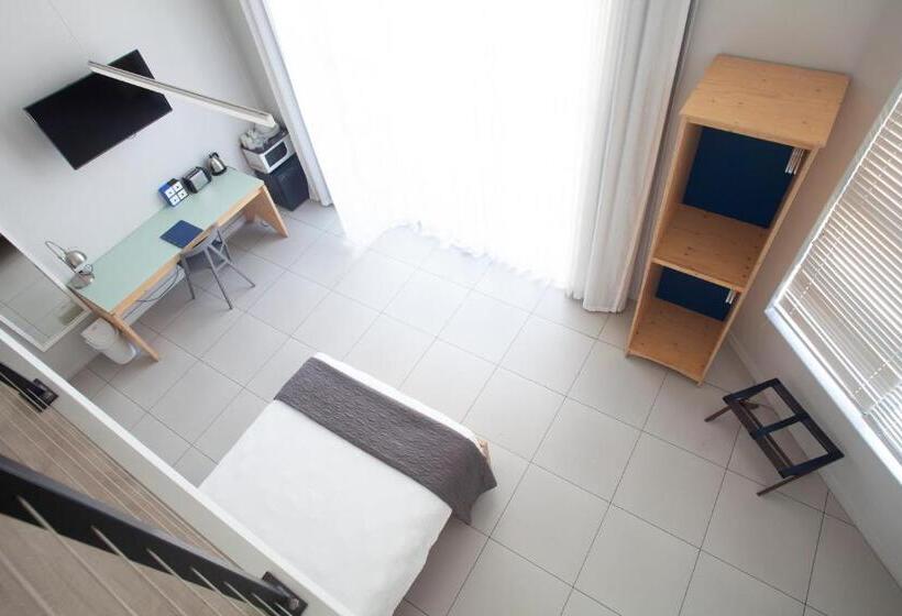 Студио Стандарт с Видом, Mojo Hotel & Market