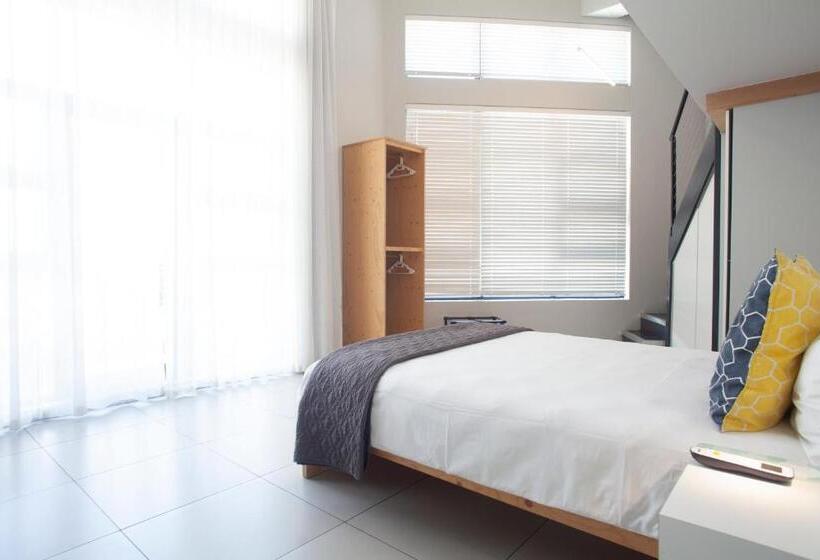 Студио Стандарт с Видом, Mojo Hotel & Market