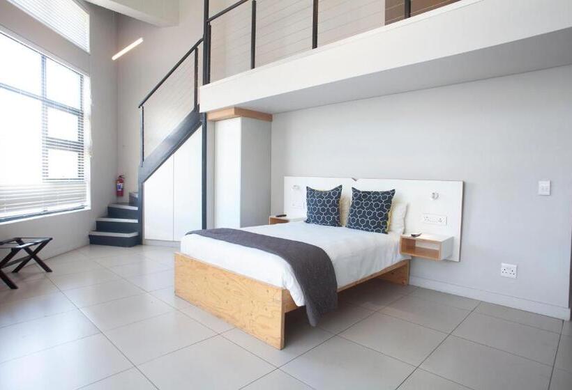 Студио Стандарт с Видом, Mojo Hotel & Market