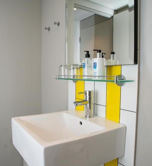 Студио Стандарт с Балконом, Mojo Hotel & Market