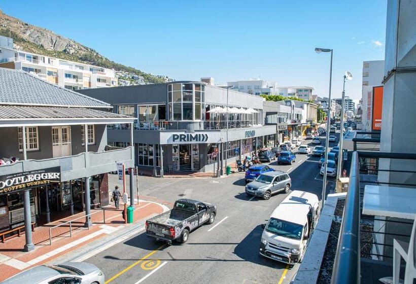 Студио Стандарт с Балконом, Mojo Hotel & Market