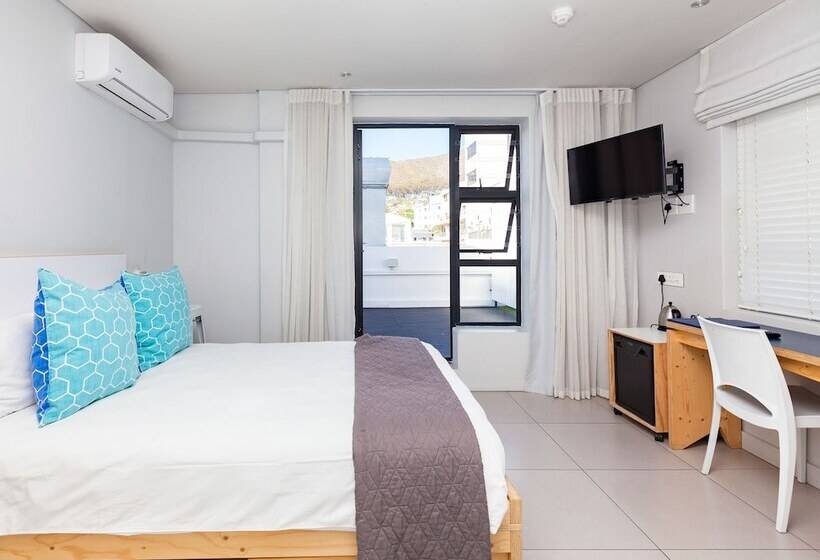 Номер Стандарт, Mojo Hotel & Market