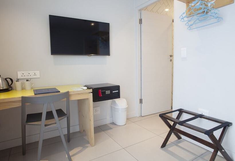 Номер Стандарт, Mojo Hotel & Market