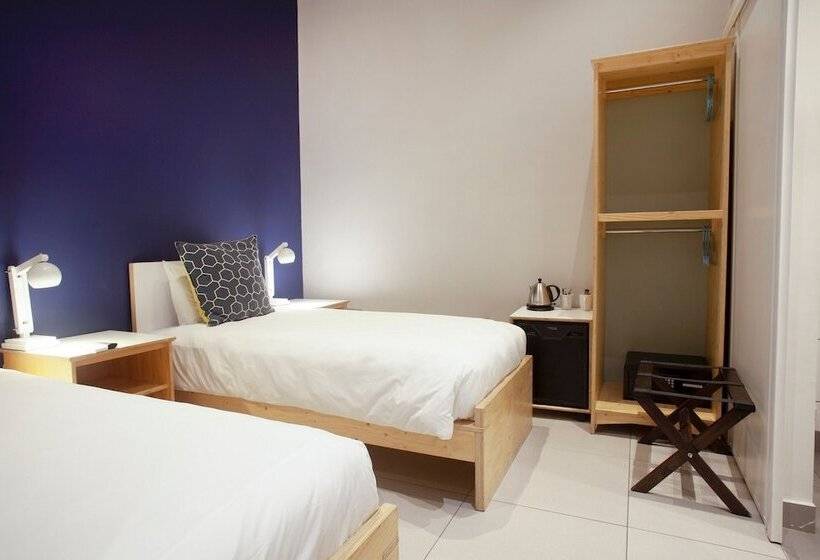 Номер Стандарт, Mojo Hotel & Market