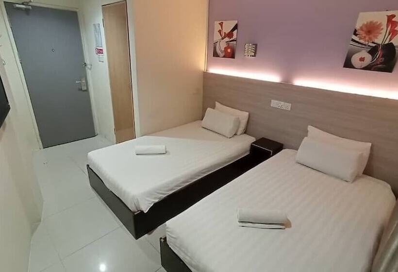 Номер Стандарт, One Point Hotel Rh Plaza