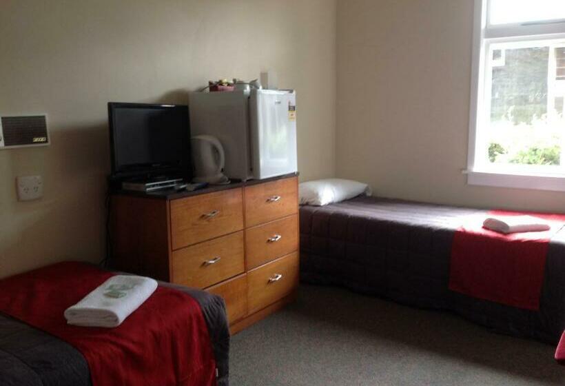 חדר סטנדרט, Otematata S Best Dam Pub