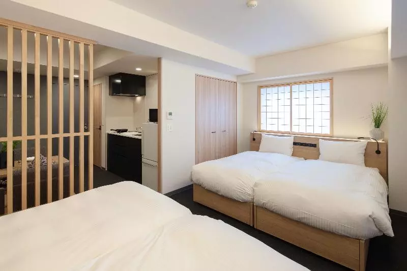 キングサイズベッドのスタンダードルーム, Scottish Inns & Suites Spring   Houston North