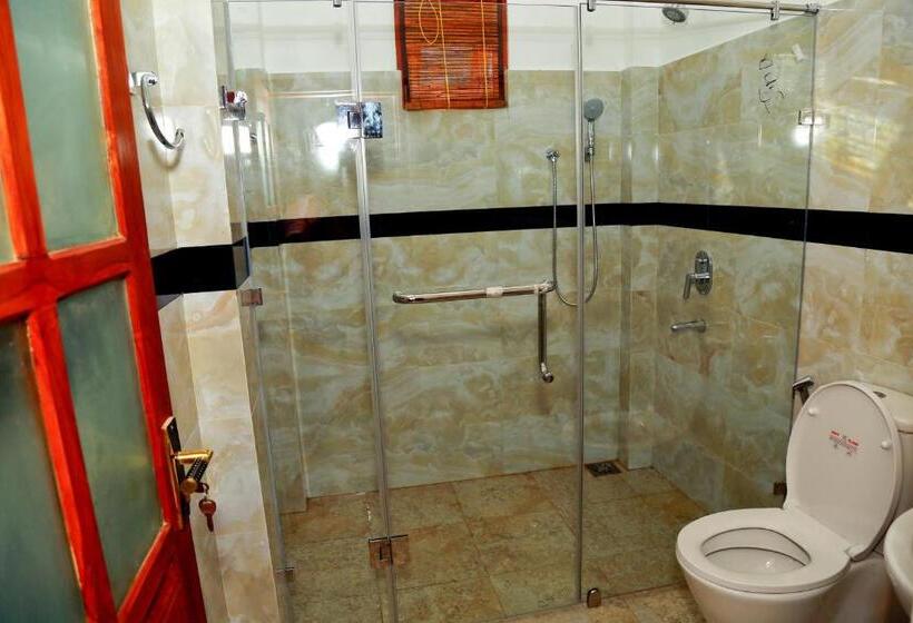 Номер Executive, Lake Villa Resort