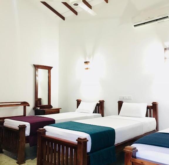 이그제큐티브 룸, Lake Villa Resort