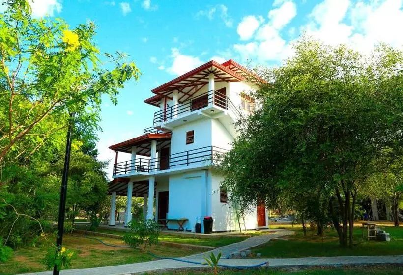 スタンダードトリプルルーム, Lake Villa Resort